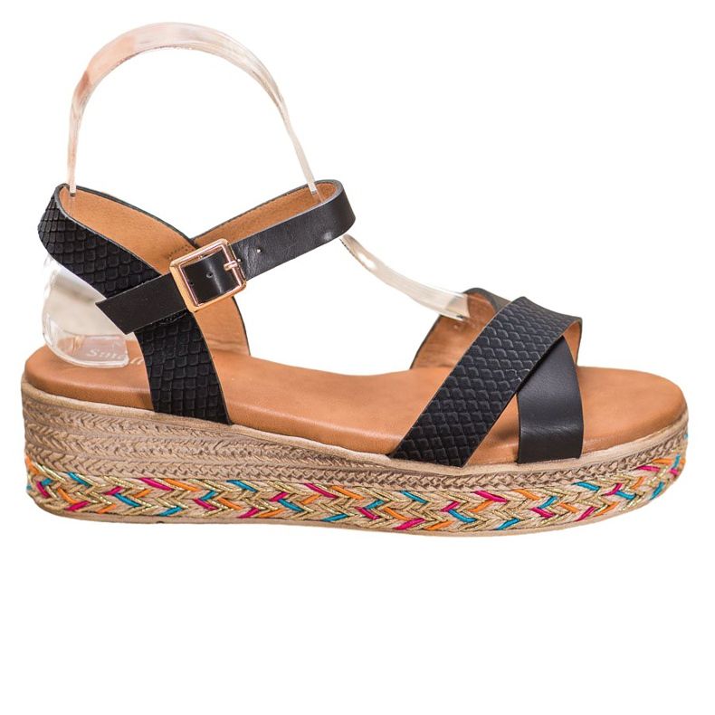 Small Swan Módní sandály s eko kůží černá