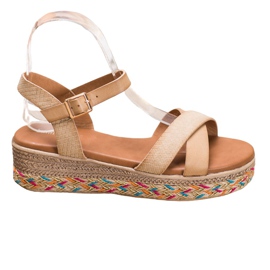 Small Swan Módní sandály s eko kůží hnědý