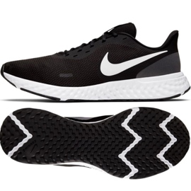 Běžecké boty Nike Revolution 5 BQ3204-002 černý