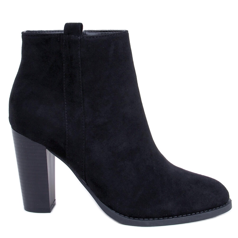 Klasické černé vysoké podpatky UK09P Black černá