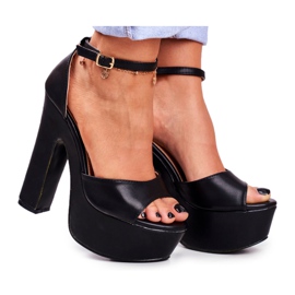 LU BOO Vysoké černé sandály na platformě Bar HighShoes černá LU BOO Vysoké černé sandály na platformě Bar HighShoes černá