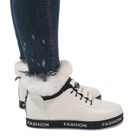 Bílé zateplené semišové kozačky NB252P-1 bílý