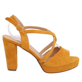 Sandály na podpatku medové 9272 Amarillo II Quality žluť