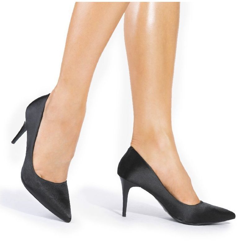 Černé lodičky na podpatku LEI-160 černá Černé lodičky na podpatku LEI-160 černá