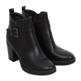 Černé kozačky na širokém podpatku BM-9078 Black černý