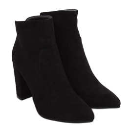 Černé boty na podpatku TX-1802 Black černý