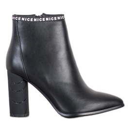 Filippo Boty s ozdobnou patou černý