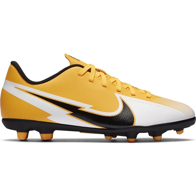 Kopačky Nike Mercurial Vapor 13 Club FG / MG Junior AT8161 801 oranžový žlutá Kopačky Nike Mercurial Vapor 13 Club FG / MG Junior AT8161 801 oranžový žlutá