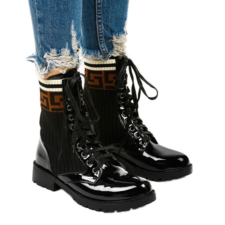 Černé lakované boty s ponožkou Gwynn béžový