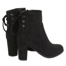 Klasické černé vysoké podpatky 6782-1 Black černá