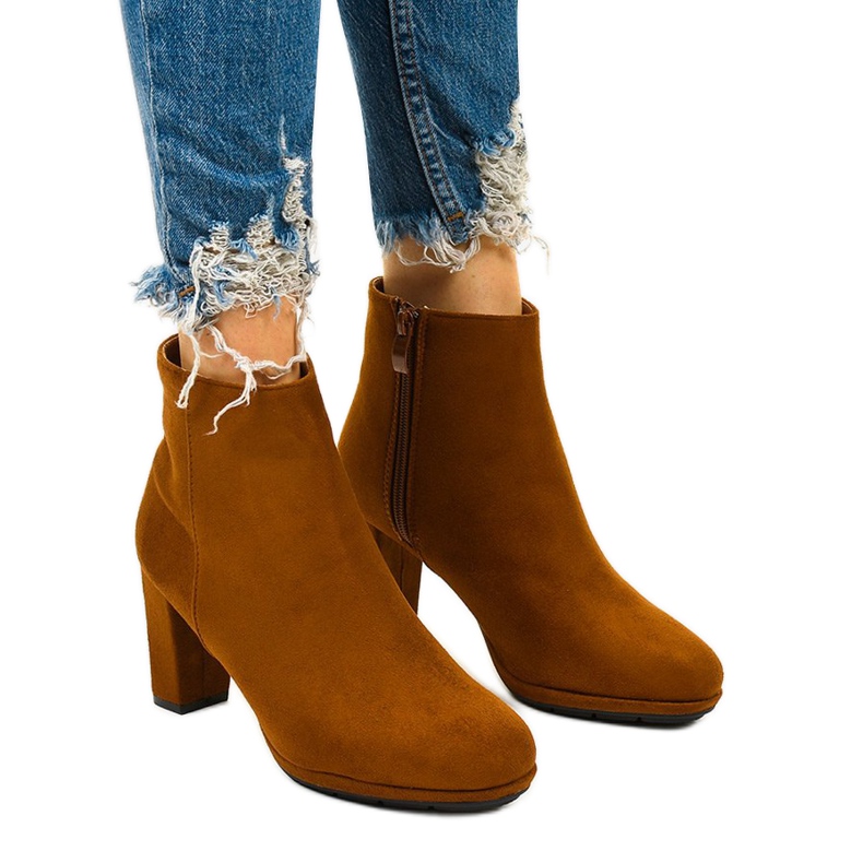 Velbloudí boty na sloupku, semiš Xentora hnědý Velbloudí boty na sloupku, semiš Xentora hnědý