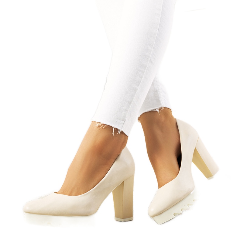 Béžové lodičky na postu Silverbee béžový