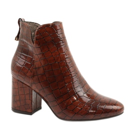 Izolované boty Daszyński SA186-1 hnědý