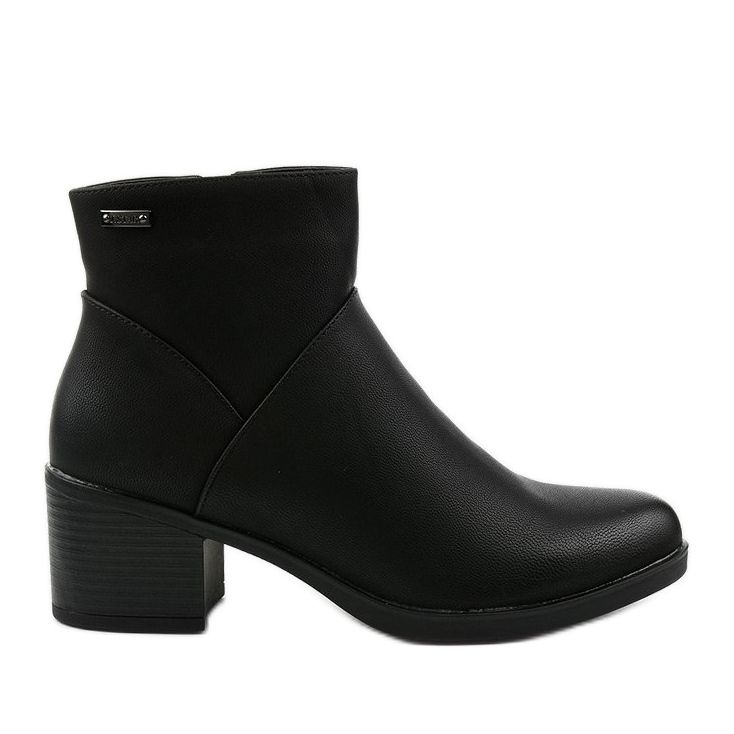 Černé zateplené boty se zipem Suncutter černá Černé zateplené boty se zipem Suncutter černá