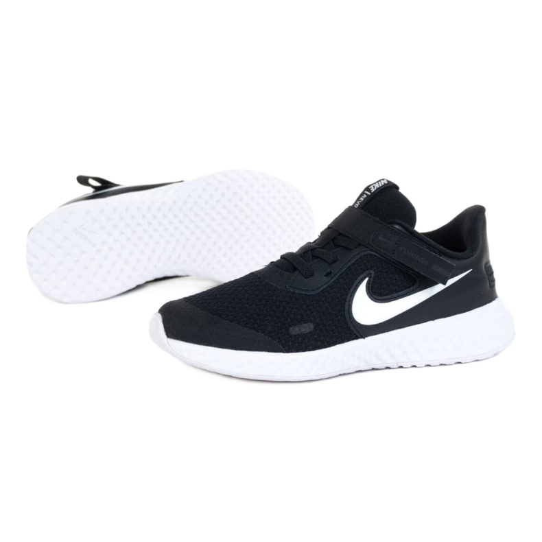 Boty Nike Revolution 5 Flyease Psv Jr CQ4648-004 bílý černá Boty Nike Revolution 5 Flyease Psv Jr CQ4648-004 bílý černá