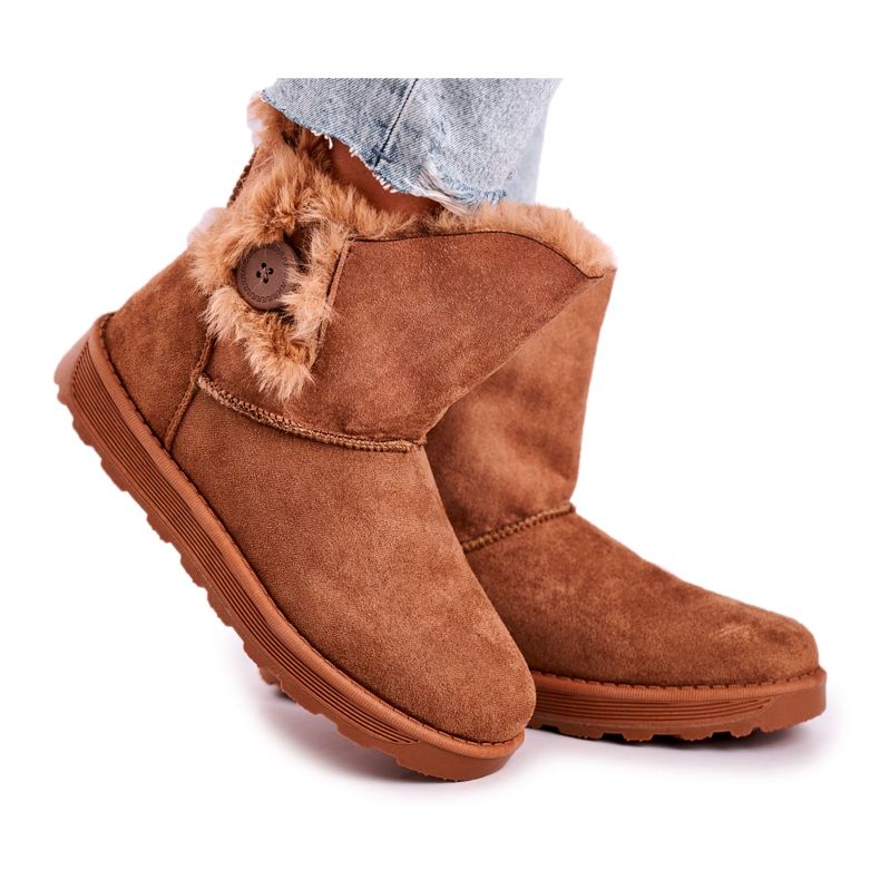 Boty semišové s kožešinovým hnědým knoflíkem Boty semišové s kožešinovým hnědým knoflíkem