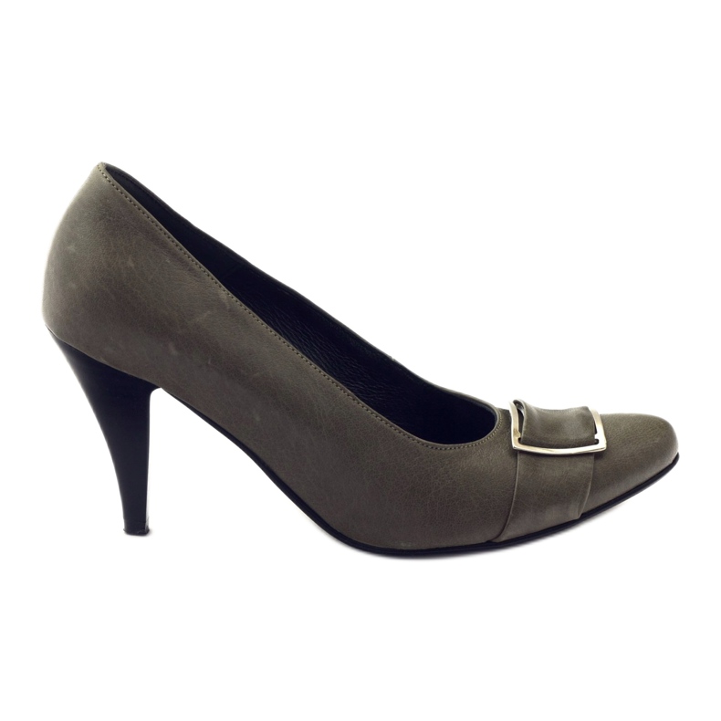 Šedá kožená čerpadla se stříbrnou svorkou Korda