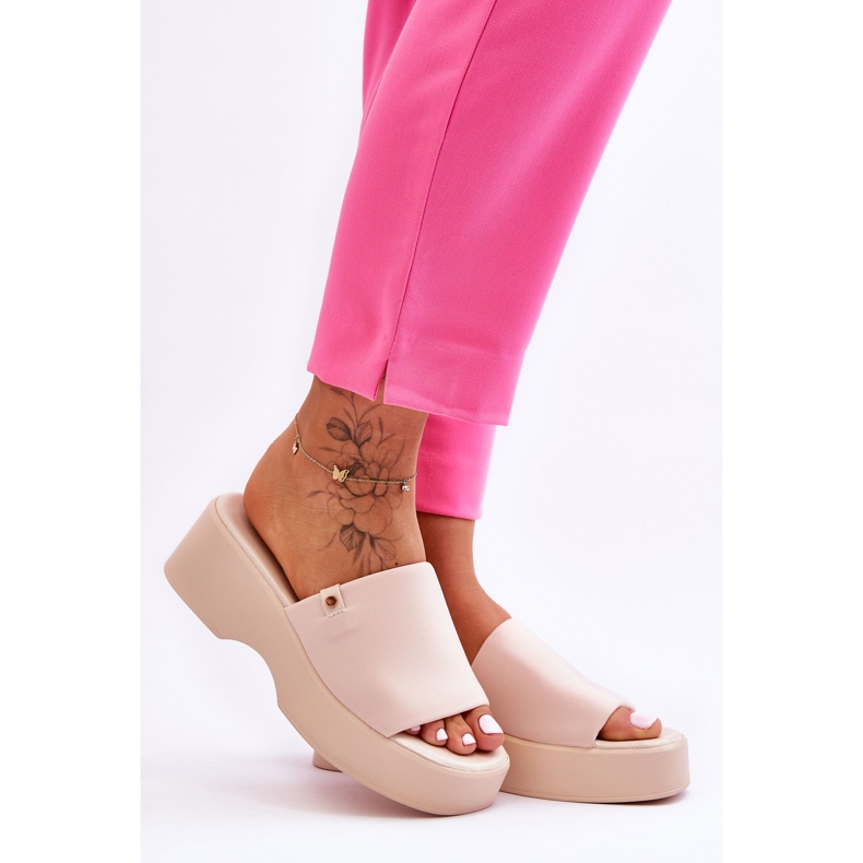 Dámské pantofle na platformě Béžová Carmela béžový 1