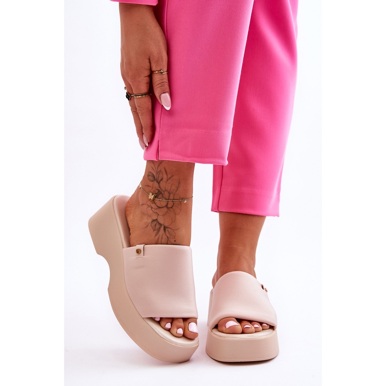 Dámské pantofle na platformě Béžová Carmela béžový 2