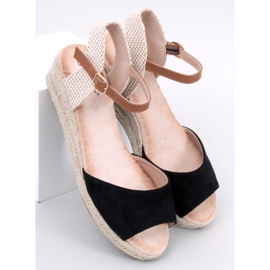 Sandály na klínku od Eakes Black černá 1