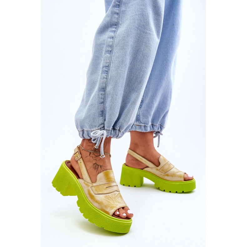Kožené sandály na podpatcích a platformě Maciejka 06039-07 žlutá 1