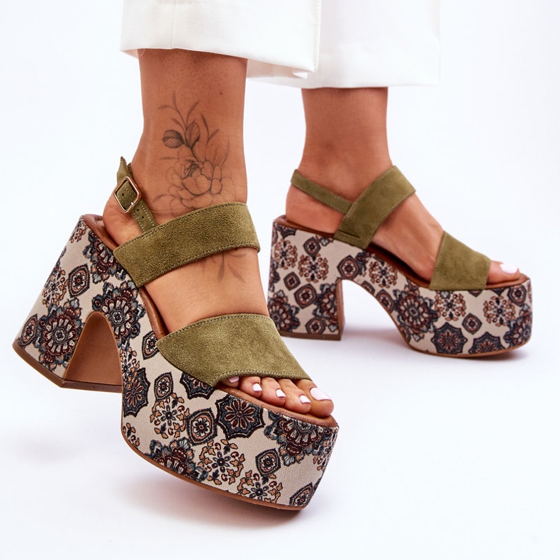 Kožené sandály na podpatku Maciejka 06089-24 Zelená 1