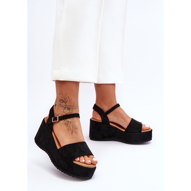 Dámské semišové sandály na klínu černá Lydia 1