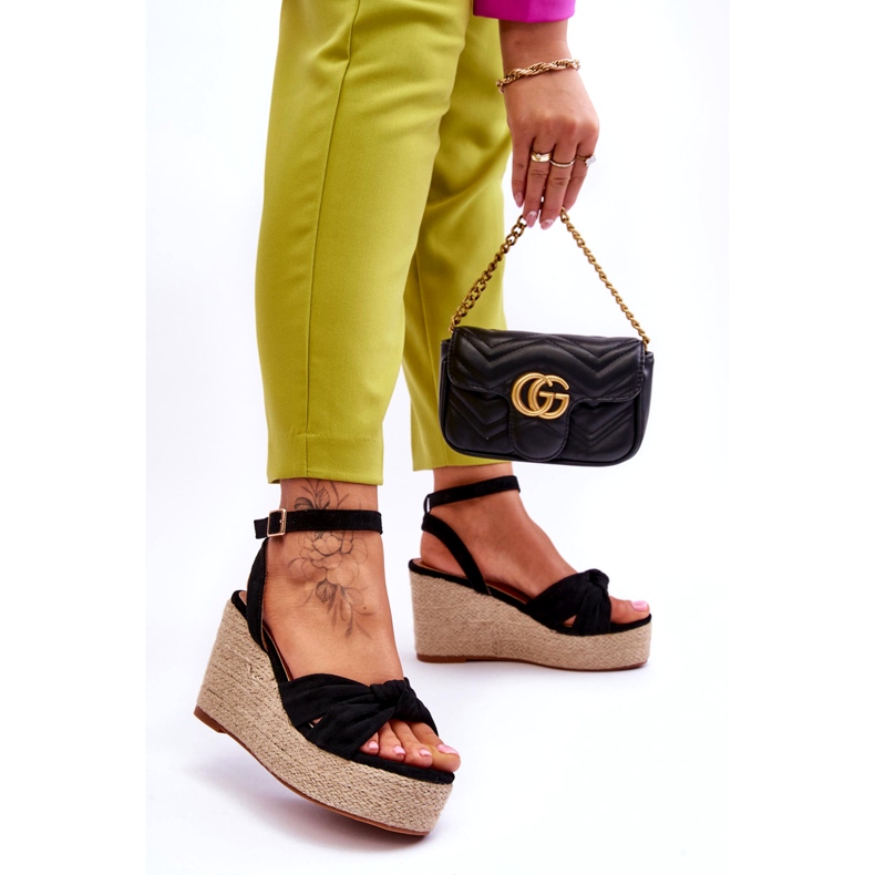 Dámské sandály na klínu černá Kendall 2