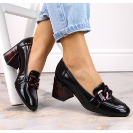 Černé lakované dámské boty na ozdobných podpatcích Vinceza 10878 černá 1