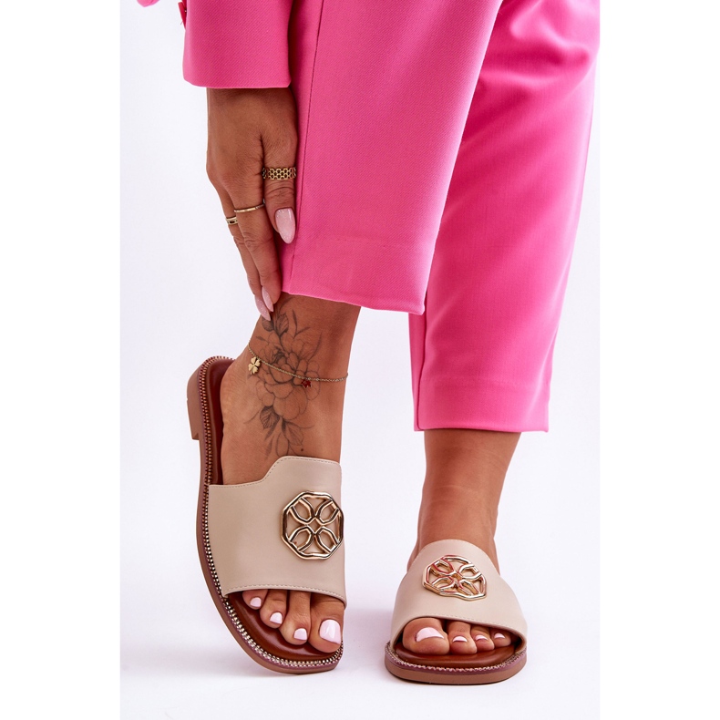 Dámské klasické sandály na plochém podpatku béžové Larotte béžový 1