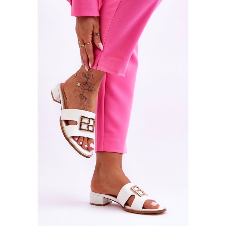 Dámské elegantní pantofle s bílým zdobením Atlantis 1