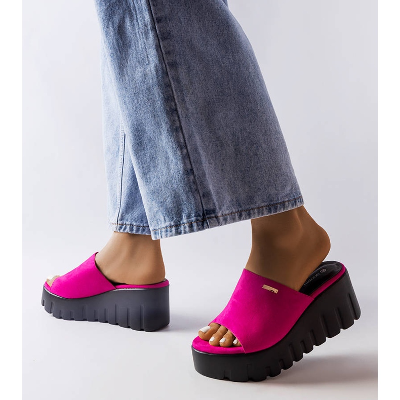 Inna Růžové robustní sandály na klínku od Agnes růžový 2