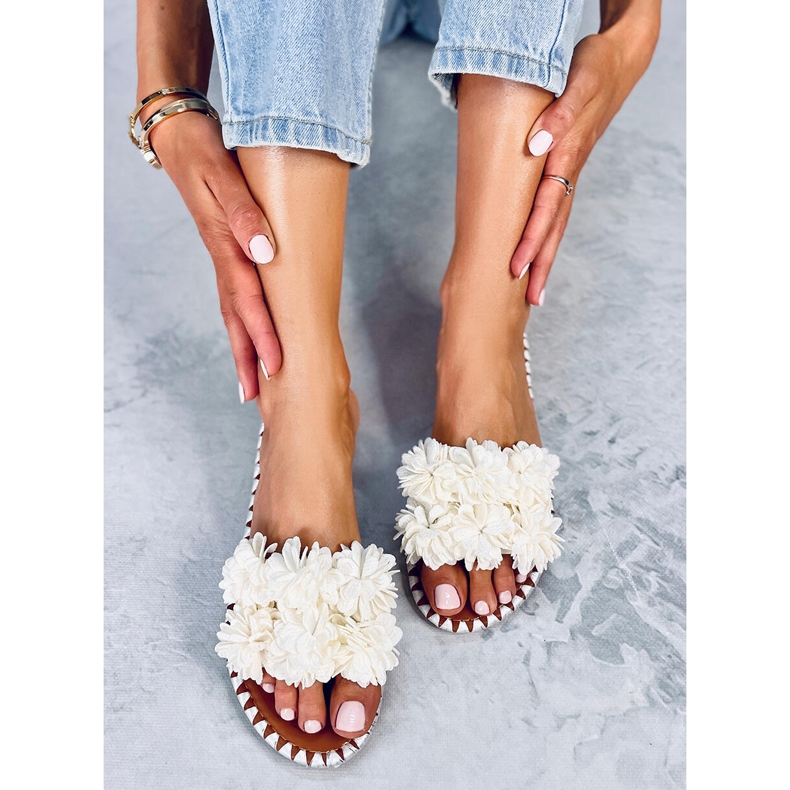 Květinové pantofle Prima White bílý 1