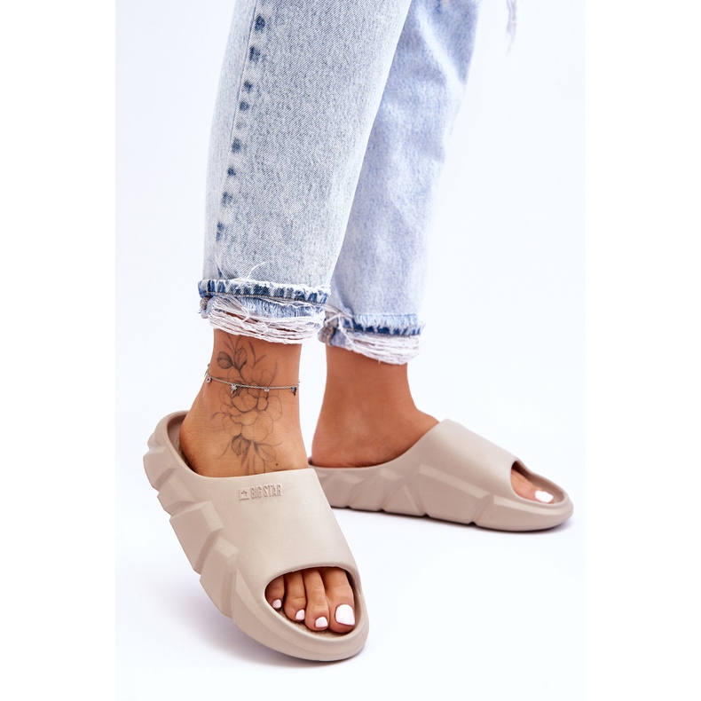 Dámské lehké pěnové pantofle Big Star LL274593 Béžové béžový 1