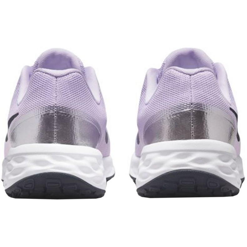 Běžecké boty Nike Revolution 6 Nn DD1096 500 fialová 3