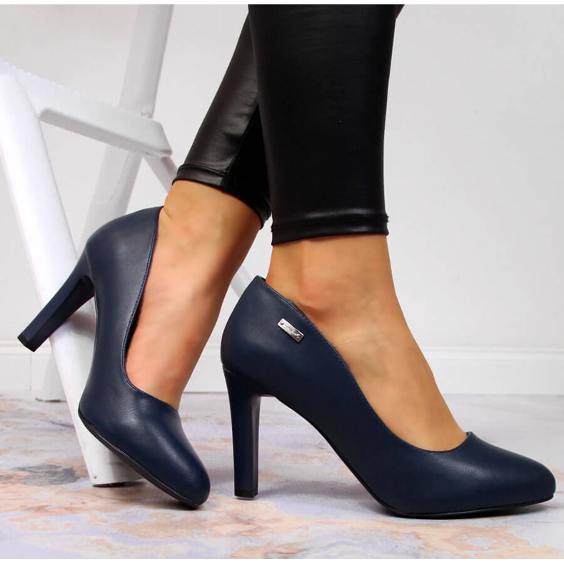 Námořnicky modré matné lodičky na sloupku od Sergio Leone modrý 1