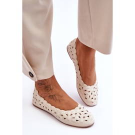 PE1 Prolamovaná lesklá balerína dámská béžová vizionářka béžový 2 PE1 Prolamovaná lesklá balerína dámská béžová vizionářka béžový 2