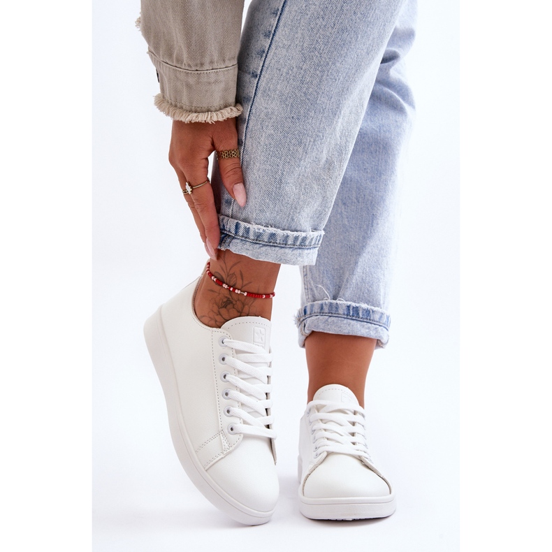 PE1 Dámské kožené klasické tenisky White Unlimited bílý 2