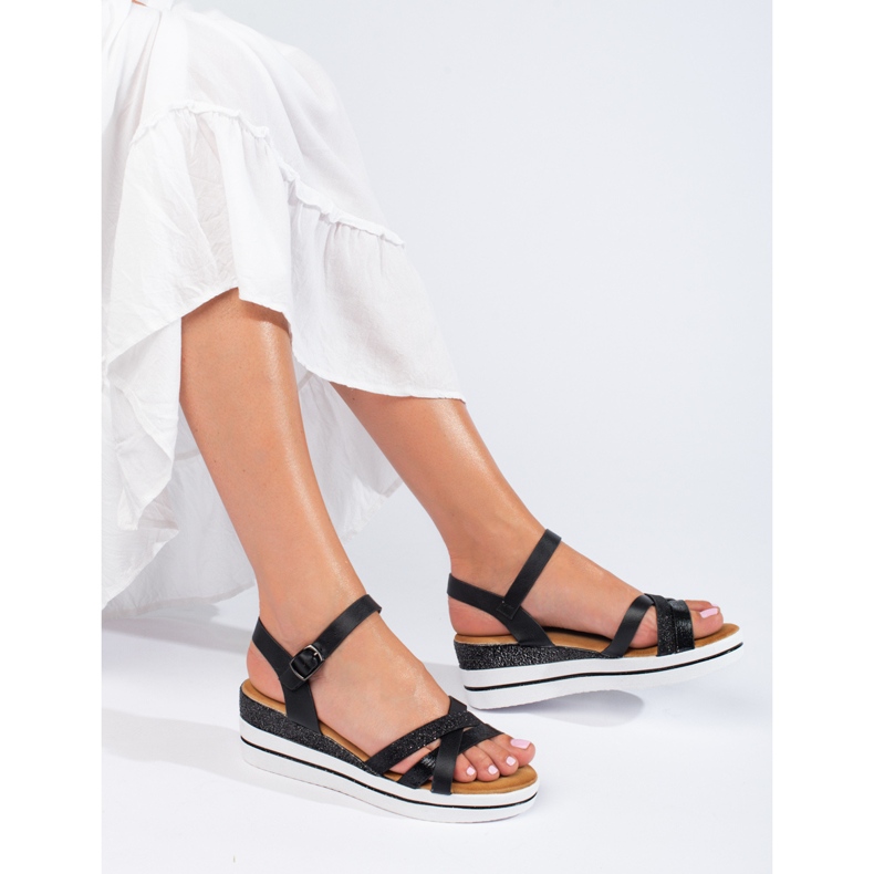 Černé dámské sandály na klínku Shelovet černá 1