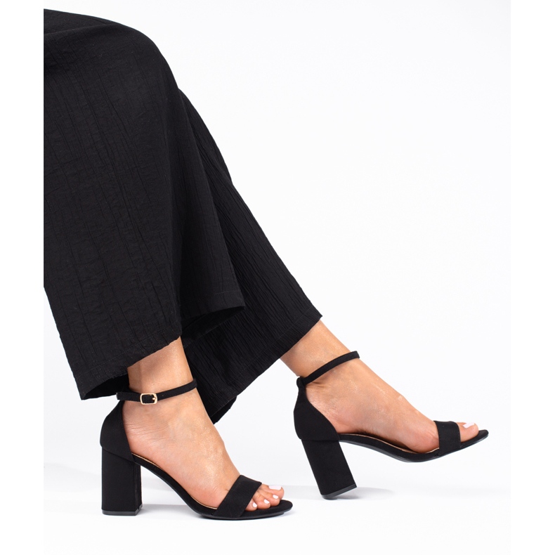 Dámské klasické sandály na béžovém sloupku Shelovet černá 1