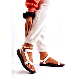 Dámské sportovní sandály bílé bílý 3