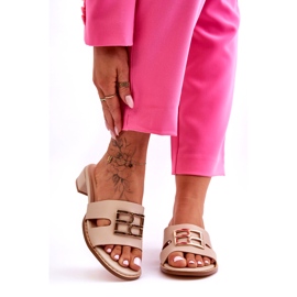 Dámské elegantní béžové žabky se zlatým zdobením béžový 5