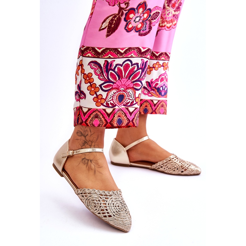 Elegantní dámské ploché sandály, zlaté zlatý 3