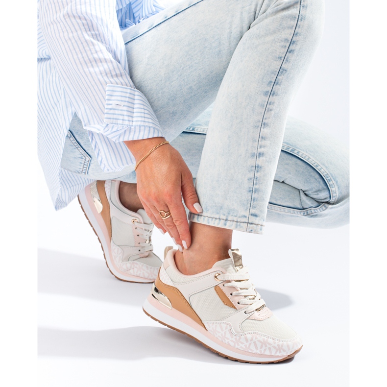 Dámské sportovní béžové boty Shelovet béžový 1