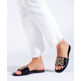 Elegantní černé dámské pantofle Shelovet černá 2