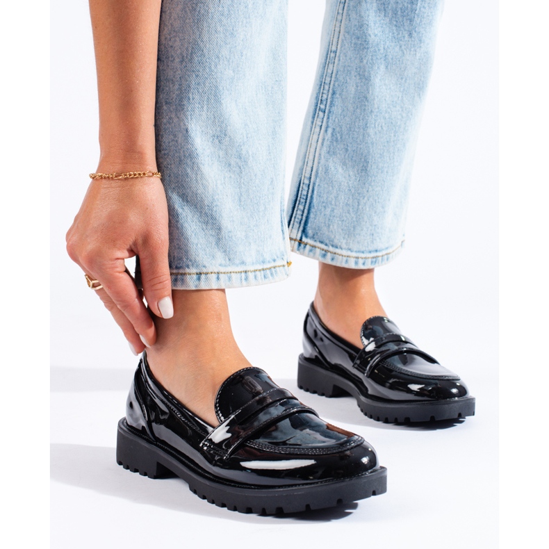 Dámské černé lakované boty Shelovet černá 1