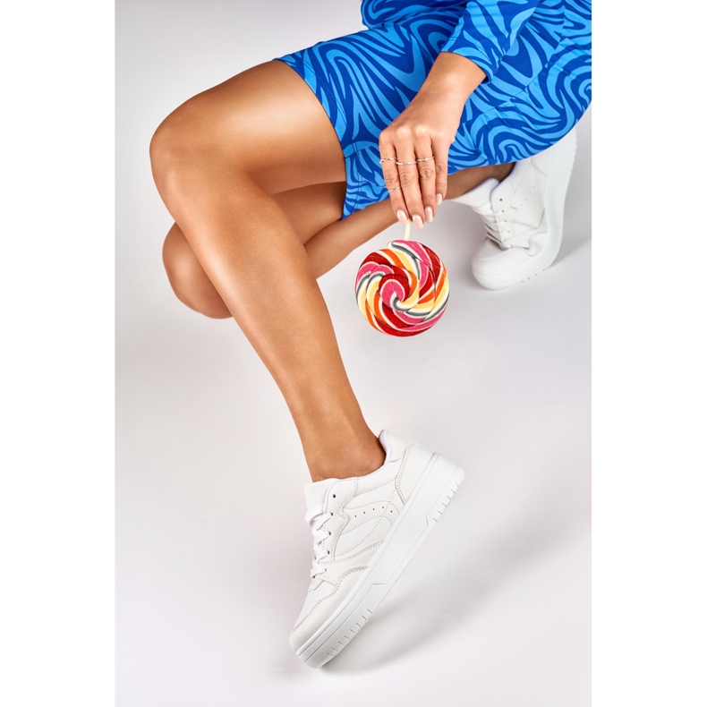 Bílé klasické tenisky Emili bílý 2