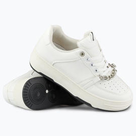 Bílé sportovní boty s řetízkem bílý 1