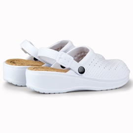 Pohodlné dámské pantofle s krytými prsty bílý 1 Pohodlné dámské pantofle s krytými prsty bílý 1