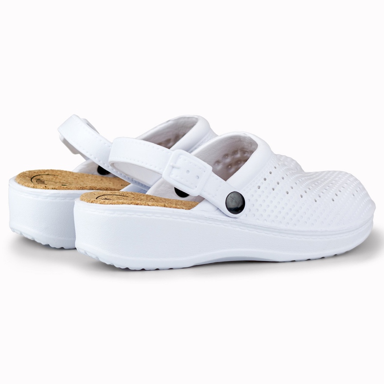 Pohodlné dámské pantofle s krytými prsty bílý 1 Pohodlné dámské pantofle s krytými prsty bílý 1